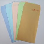 封筒の透け防止対策とは？中身が見えない工夫と選び方
