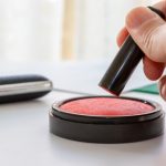 印鑑に傷がついたらどうなる？使える・使えないの判断と正しい対処法